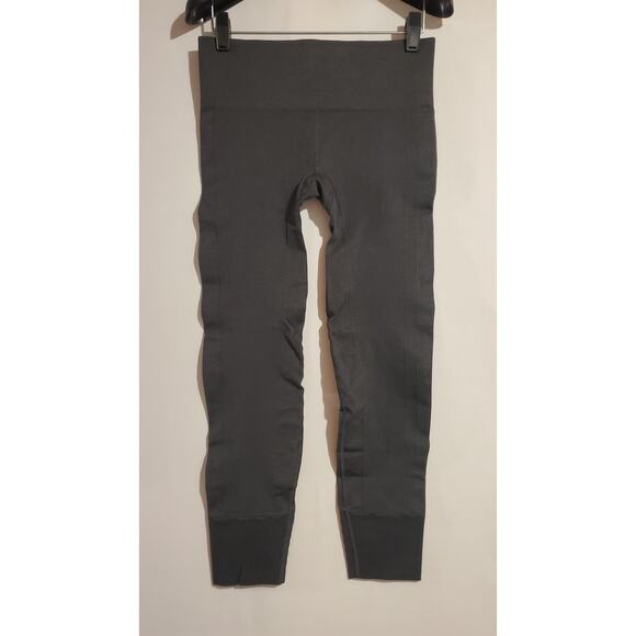 Lululemon Ebb to Street Seamless Ribbed Cuff Pants Womens Size 6 Gray Tights - Picture 1 of 10